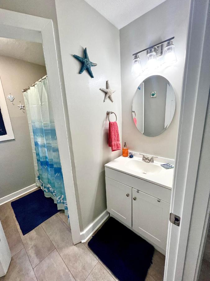 4/2 Home Close To Beach, Centrally Located! Gulfport Eksteriør bilde